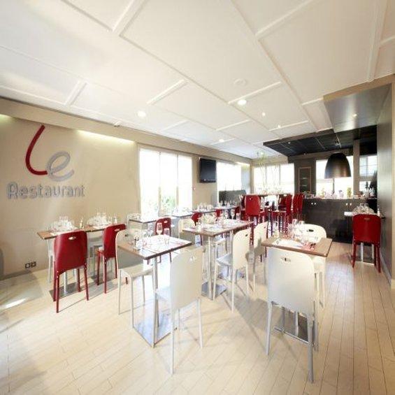 兰斯钟楼酒店 朗斯 外观 照片